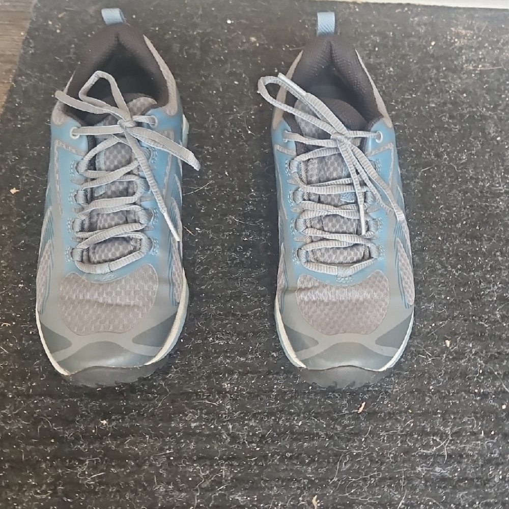 Merrell Siren Edge 3 Hiking Shoes. Size 7